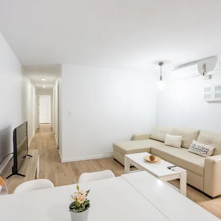 Palm By Time Apartment
